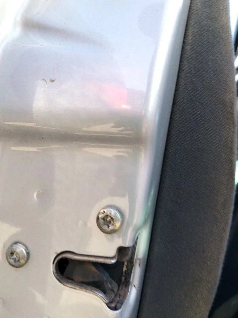 Foto de CERRADURA PUERTA TRASERA IZQUIERDA OPEL MERIVA 1.7 16V CDTI (101 CV / 74 KW) referencia 13154794