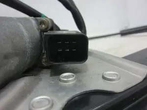 Foto de ELEVALUNAS TRASERO DERECHO MERCEDES-BENZ CLASE S (BM 220) BERLINA 3.2 CDI CAT (204 CV / 150 KW) referencia A2207300446RE foto 2