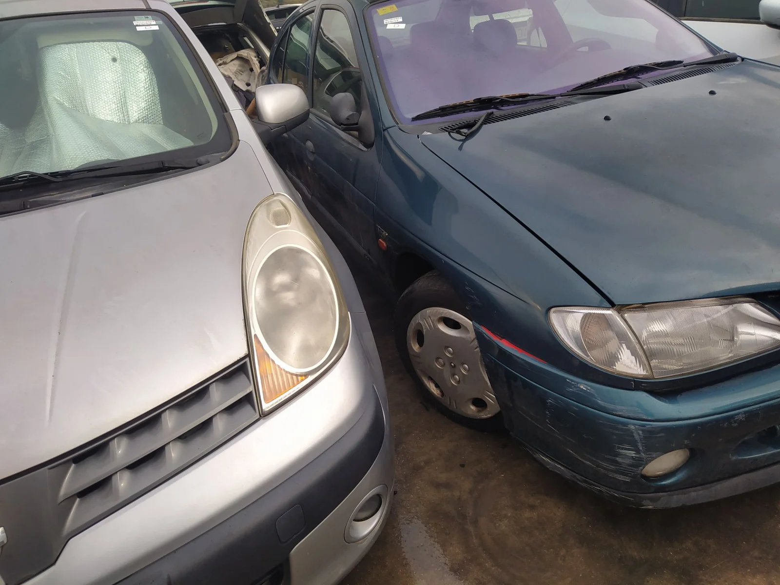Foto de BRAZO SUSPENSION DELANTERO DERECHO RENAULT MEGANE I CLASSIC (LA0) 2.0 CAT (114 CV / 84 KW)