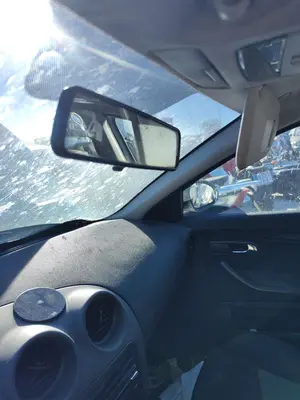 Foto de RETROVISOR INTERIOR SEAT CORDOBA BERLINA (6L2) 1.9 TDI (131 CV / 96 KW)