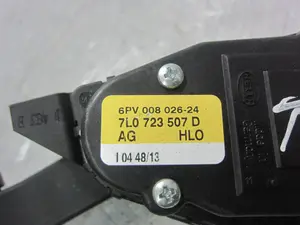 Foto de POTENCIOMETRO PEDAL PORSCHE CAYENNE (TIPO 92A) referencia 7L0723507D foto 2