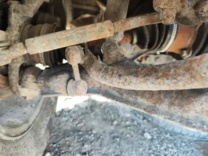 Foto de BRAZO SUSPENSION DELANTERO DERECHO HYUNDAI TERRACAN (HP) 2.9 CRDi CAT (150 CV / 110 KW)