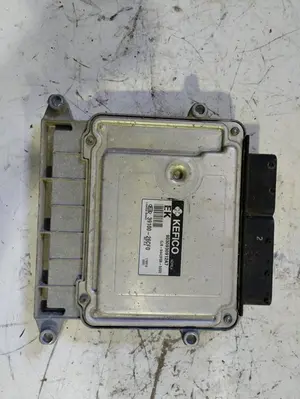 Foto de CENTRALITA MOTOR UCE KIA RIO (JB) referencia 3910026CF0 foto 2
