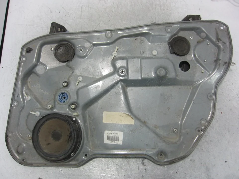 Foto de ELEVALUNAS DELANTERO DERECHO SEAT IBIZA (6L1) 1.9 SDI (64 CV / 47 KW) referencia 6L4837752