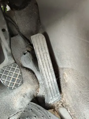 Foto de POTENCIOMETRO PEDAL VOLKSWAGEN CADDY (2K)(02.2004) 1.9 TDI (BSU) (75 CV / 55 KW)
