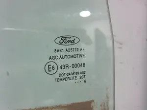 Foto de LUNA TRASERA DERECHA FORD FIESTA (CNN) 1.25 16V CAT (82 CV / 60 KW) referencia 8A61A25712A foto 2