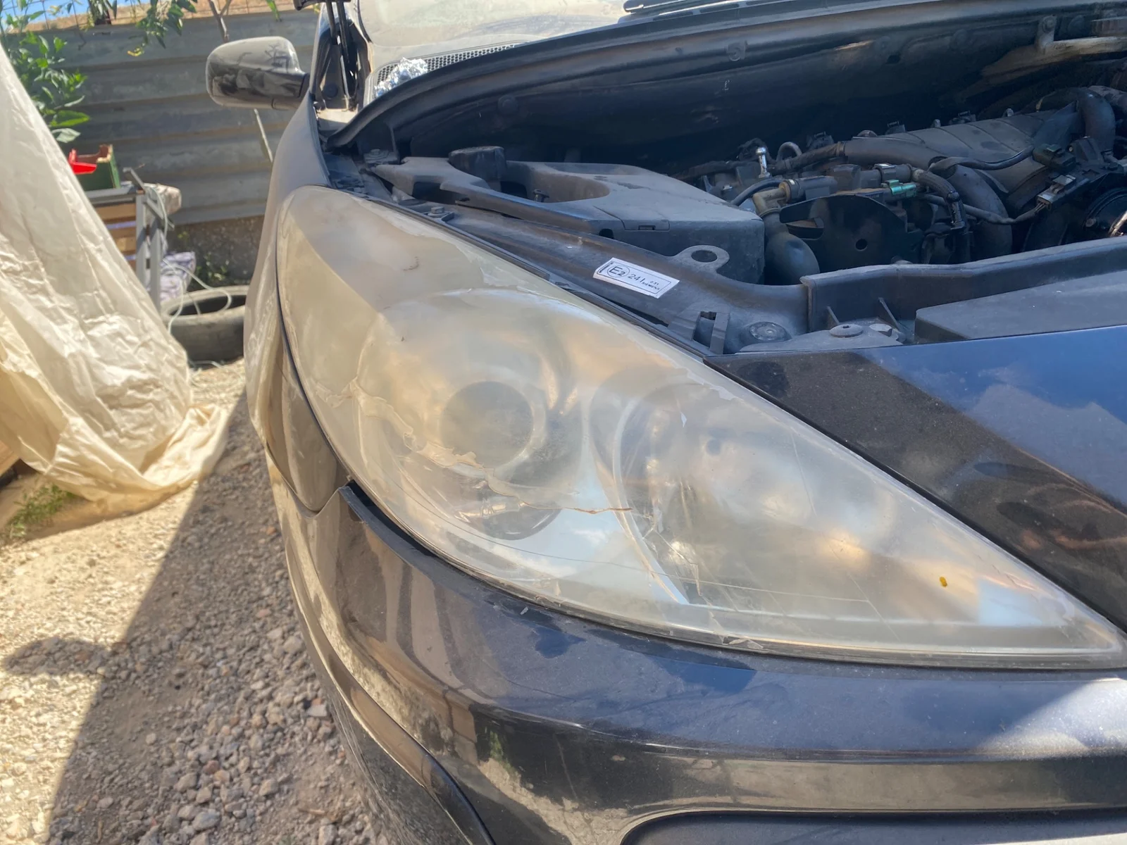 Foto de FARO DERECHO PEUGEOT 307 BERLINA (S2) 1.6 16V HDi (90 CV / 66 KW) referencia 620686