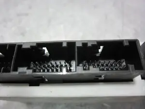Foto de MODULO ELECTRONICO BMW SERIE 7 (E65/E66) 3.0 Turbodiesel CAT (218 CV / 160 KW) referencia 613569471229 foto 4
