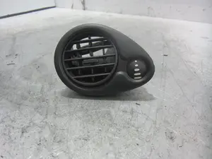 Foto de NO IDENTIFICADO RENAULT CLIO III 1.2 (75 CV / 55 KW) referencia 220407 foto 1