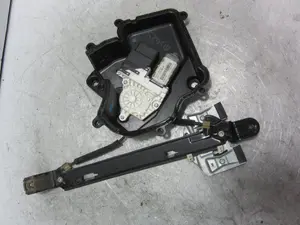 Foto de ELEVALUNAS TRASERO DERECHO SEAT LEON (1P1) 1.9 TDI (105 CV / 77 KW) referencia 1K0959704G foto 4
