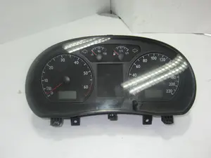 Foto de CUADRO INSTRUMENTOS VOLKSWAGEN POLO IV (9N1) 1.4 16V (101 CV / 74 KW) referencia 6Q0920800