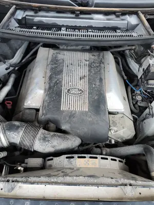 Foto de MOTOR COMPLETO LAND ROVER RANGE ROVER (LM) 4.4 V8 CAT (306 CV / 225 KW)