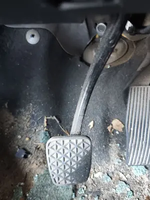 Foto de PEDAL FRENO OPEL ZAFIRA A 1.6 16V (101 CV / 74 KW)