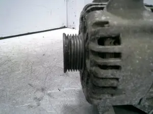 Foto de ALTERNADOR FORD MONDEO BERLINA (GE) 2.0 16V DI TD CAT (116 CV / 85 KW) referencia 1S7T10C392 foto 4