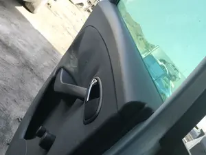 Foto de GUARNECIDO PUERTA TRASERA IZQUIERDA SEAT ALTEA (5P1) 1.9 TDI (105 CV / 77 KW) referencia 5P0867211D 1UQ