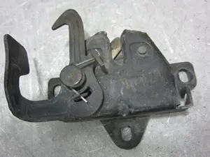 Foto de CERRADURA CAPO CHEVROLET REZZO 2.0 CAT (121 CV / 89 KW)