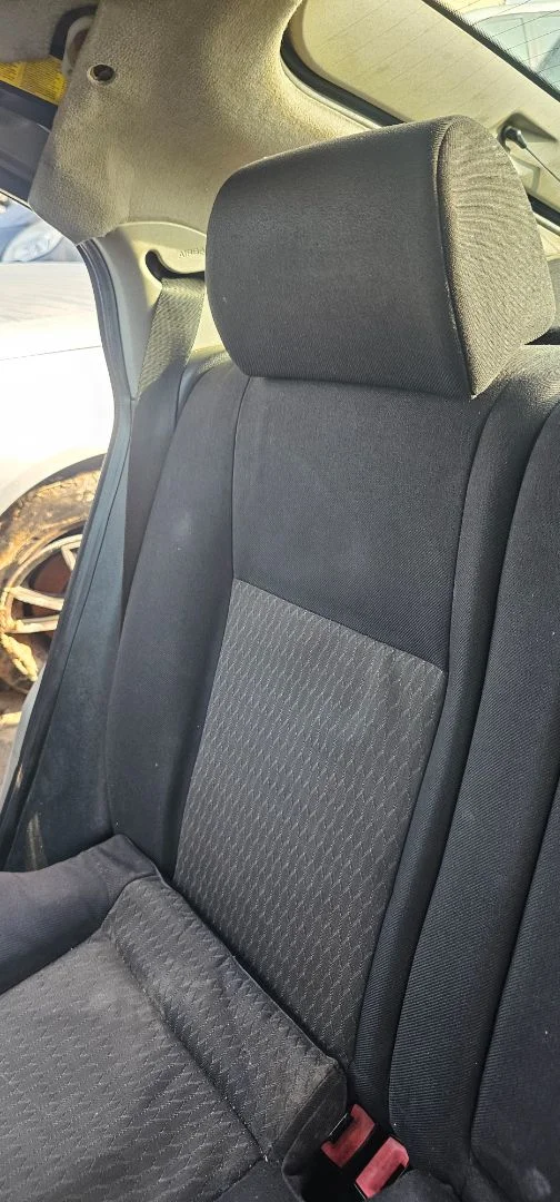 Foto de CINTURON SEGURIDAD TRASERO DERECHO FORD MONDEO BERLINA (GE) 2.0 16V DI TD CAT (116 CV / 85 KW)