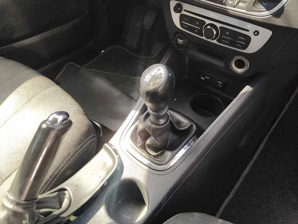 Foto de CAJA CAMBIOS RENAULT FLUENCE 1.5 dCi Diesel FAP (110 CV / 81 KW) referencia TL4026