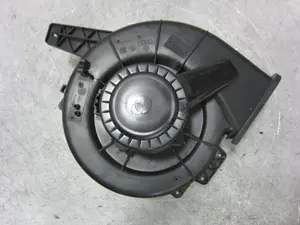 Foto de MOTOR CALEFACCION SEAT IBIZA BERLINA (6J5) 1.6 TDI (105 CV / 77 KW) referencia 6R1819015