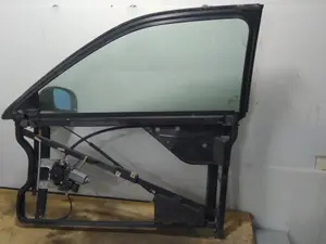 Foto de ELEVALUNAS DELANTERO DERECHO AUDI A3 (8L) 1.9 TDI (90 CV / 66 KW) referencia 8L3837754 foto 3