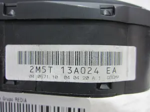 Foto de MANDO LUCES FORD FOCUS BERLINA (CAK) 1.8 TDCi CAT (101 CV / 74 KW) referencia 2M5T13A024EA foto 2