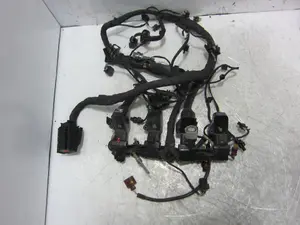 Foto de NO IDENTIFICADO PORSCHE MACAN (95BA) referencia 06L971824F