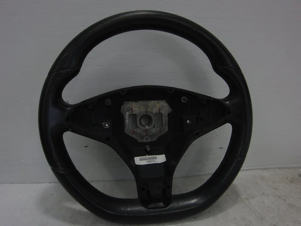 Foto de VOLANTE TESLA MODEL S eléctrico 270 kW (367 CV / 270 KW) referencia 100527900D