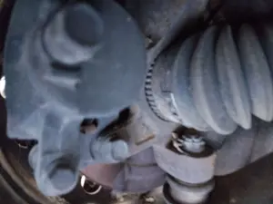 Foto de PINZA DE FRENO DELANTERA DERECHA SUZUKI ALTO (AMF310) 1.0 12V CAT (68 CV / 50 KW)