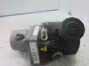 Foto de BOMBA SERVODIRECCION PEUGEOT 407 1.6 HDi FAP CAT (9HZ / DV6TED4) (109 CV / 80 KW) referencia 00205BHP5 foto 6