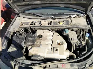 Foto de CENTRALITA MOTOR UCE AUDI A4 BERLINA (8E) 1.9 TDI (131 CV / 96 KW) referencia 038906019FP