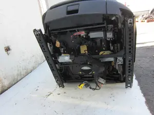 Foto de JUEGO ASIENTOS COMPLETO PORSCHE CAYENNE (TIPO 92A) referencia 918595102 foto 32