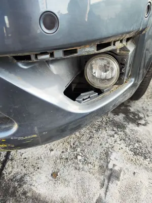 Foto de FARO ANTINIEBLA IZQUIERDO CITROEN GRAND C4 PICASSO 1.6 16V HDi FAP (109 CV / 80 KW)