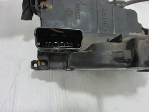 Foto de CERRADURA PUERTA TRASERA DERECHA RENAULT SCENIC III (JZ) 1.6 dCi Diesel FAP (131 CV / 96 KW) referencia 825020033R foto 4