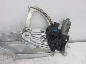 Foto de ELEVALUNAS DELANTERO DERECHO OPEL ASTRA H BERLINA 1.7 16V CDTI (101 CV / 74 KW) referencia A330013100418 foto 2