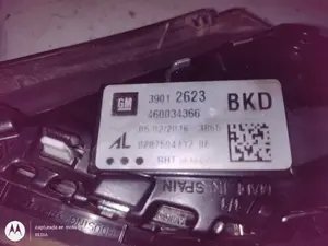 Foto de PILOTO TRASERO IZQUIERDO INTERIOR OPEL CORSA E referencia 13428452 foto 4