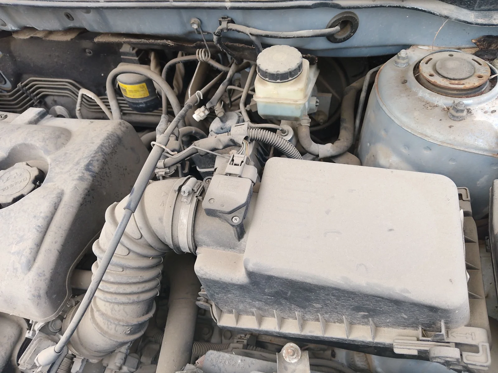 Foto de CAJA FILTRO AIRE TOYOTA COROLLA (E12) 1.4 16V CAT (97 CV / 71 KW)