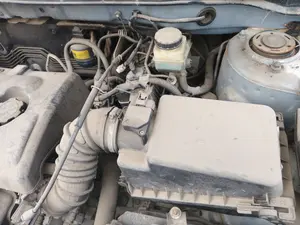 Foto de CAJA FILTRO AIRE TOYOTA COROLLA (E12) 1.4 16V CAT (97 CV / 71 KW)