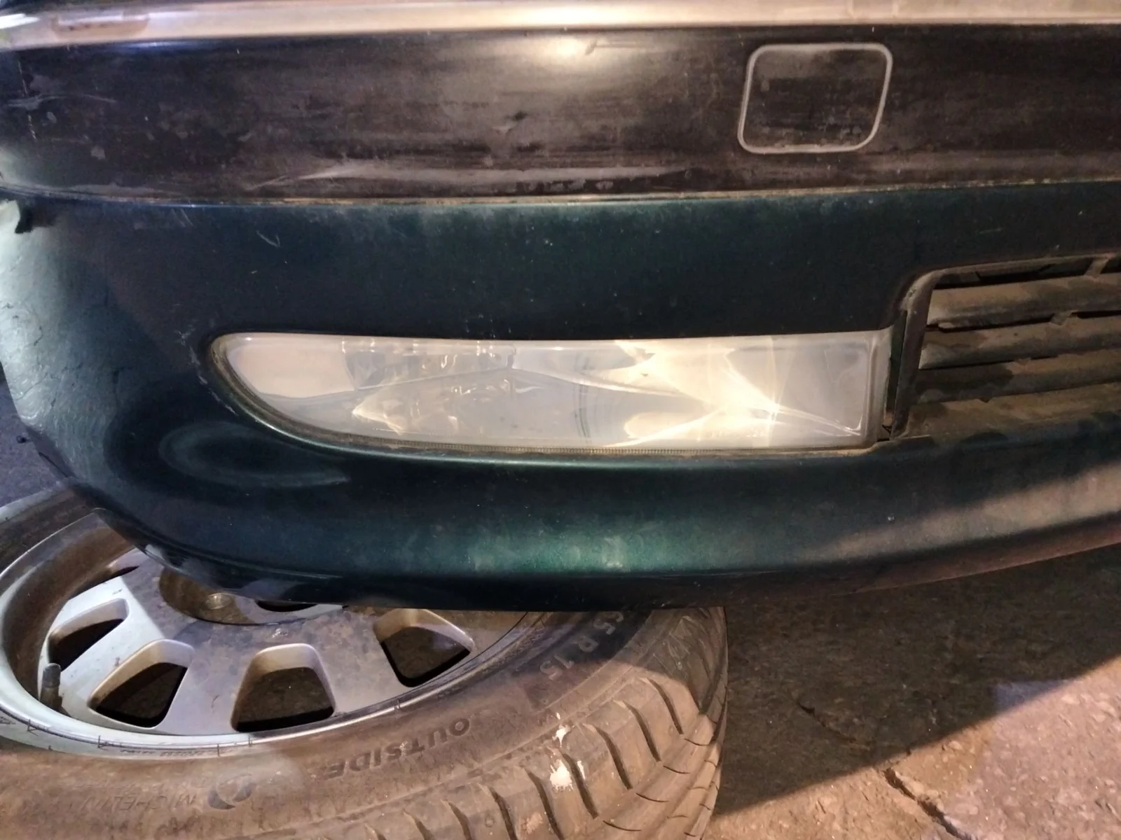 Foto de FARO ANTINIEBLA DERECHO PEUGEOT 406 BERLINA (S1/S2) 2.0 HDi CAT (90 CV / 66 KW)