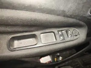 Foto de MANDO ELEVALUNAS DELANTERO IZQUIERDO CITROEN C3 PICASSO 1.6 HDi FAP (92 CV / 68 KW) referencia 98012283XT