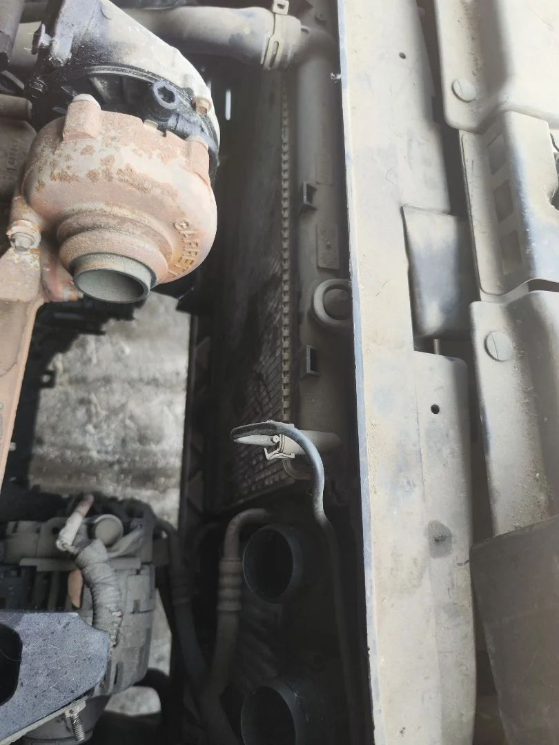 Foto de CONDENSADOR / RADIADOR AIRE ACONDICIONADO CITROEN GRAND C4 PICASSO 1.6 16V HDi FAP (109 CV / 80 KW)