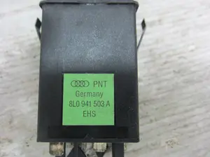Foto de INTERRUPTOR AUDI A3 (8L) 1.9 TDI (110 CV / 81 KW) referencia 8L0941503A foto 4