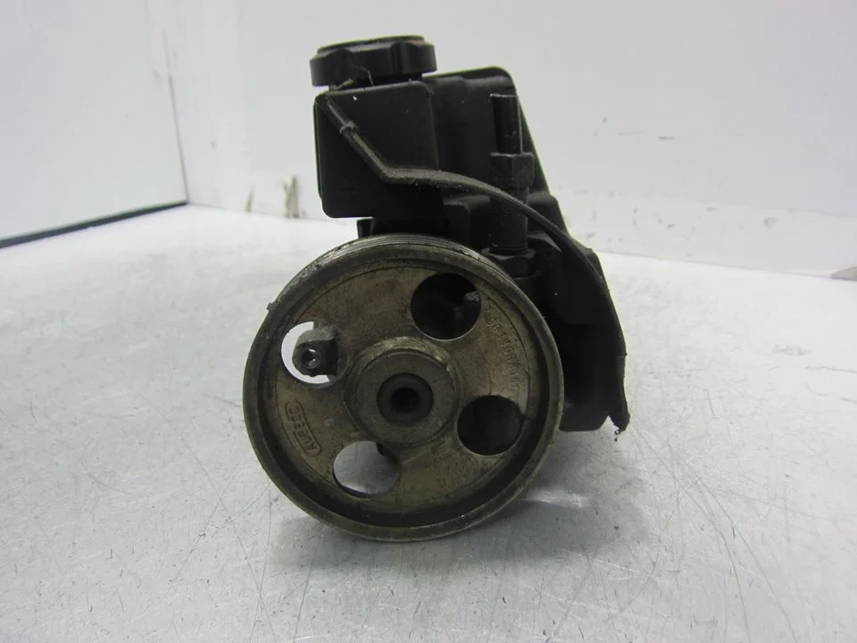 Foto de BOMBA DIRECCION PEUGEOT PARTNER (S1)(07.1996) referencia 9638668180