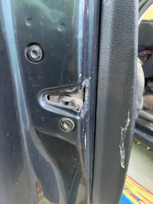 Foto de CERRADURA PUERTA TRASERA DERECHA VOLKSWAGEN GOLF IV BERLINA (1J1)(10.1997) 1.9 TDI (131 CV / 96 KW) referencia 3B4839015AL foto 12
