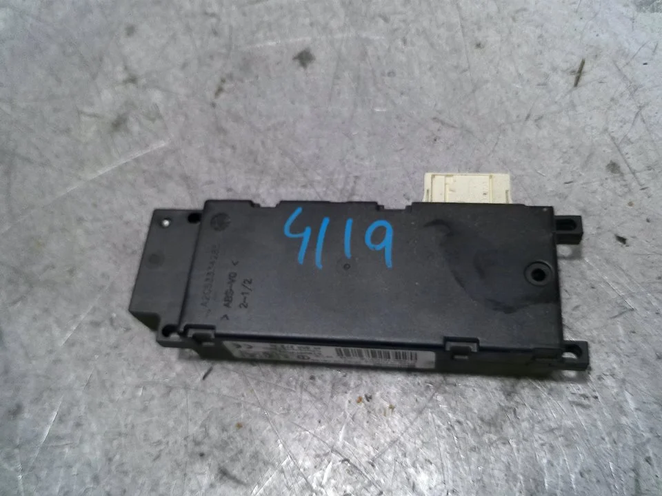 Foto de CENTRALITA BLUETOOTH CITROEN C3 1.4 HDi (68 CV / 50 KW) referencia 9666827980