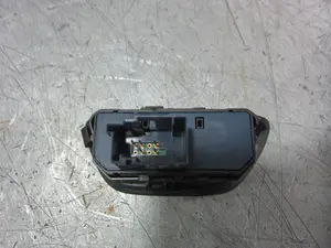 Foto de MANDO MULTIFUNCION CITROEN C5 BERLINA 2.0 HDi FAP (140 CV / 103 KW) referencia 9682436677 foto 3