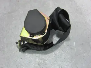 Foto de CINTURON SEGURIDAD TRASERO DERECHO PEUGEOT 407 COUPÉ 2.7 HDi FAP CAT (UHZ / DT17TED4) (204 CV / 150 KW) referencia 96576577XX foto 2