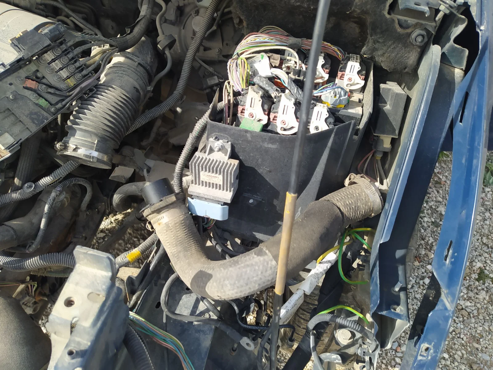 Foto de CAJA PRECALENTAMIENTO CITROEN C4 PICASSO 2.0 HDi FAP (150 CV / 110 KW)