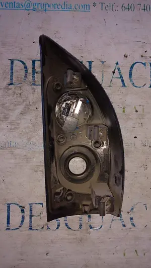 Foto de NO IDENTIFICADO OPEL COMBO D 1.3 16V CDTI (95 CV / 70 KW) referencia 07354986300E foto 2