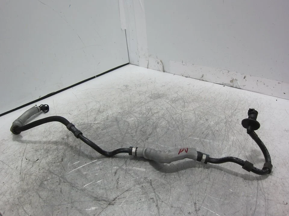 Foto de TUBO PORSCHE MACAN (95BA) referencia 95B611931S