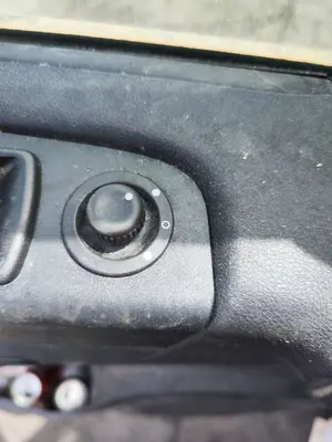 Foto de MANDO RETROVISOR FIAT TALENTO FURGÓN (296) 2.0 Turbodiesel Ecojet (119 CV / 88 KW)